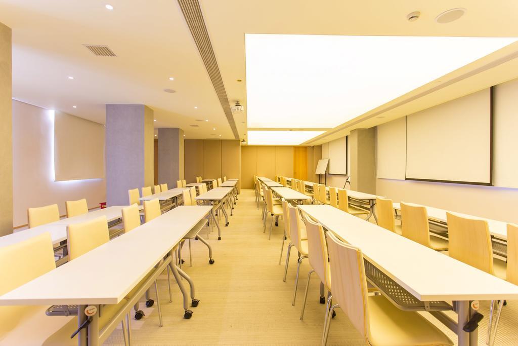 Ji Hotel Shanghai Hongqiao Zhongshan West Road Buitenkant foto
